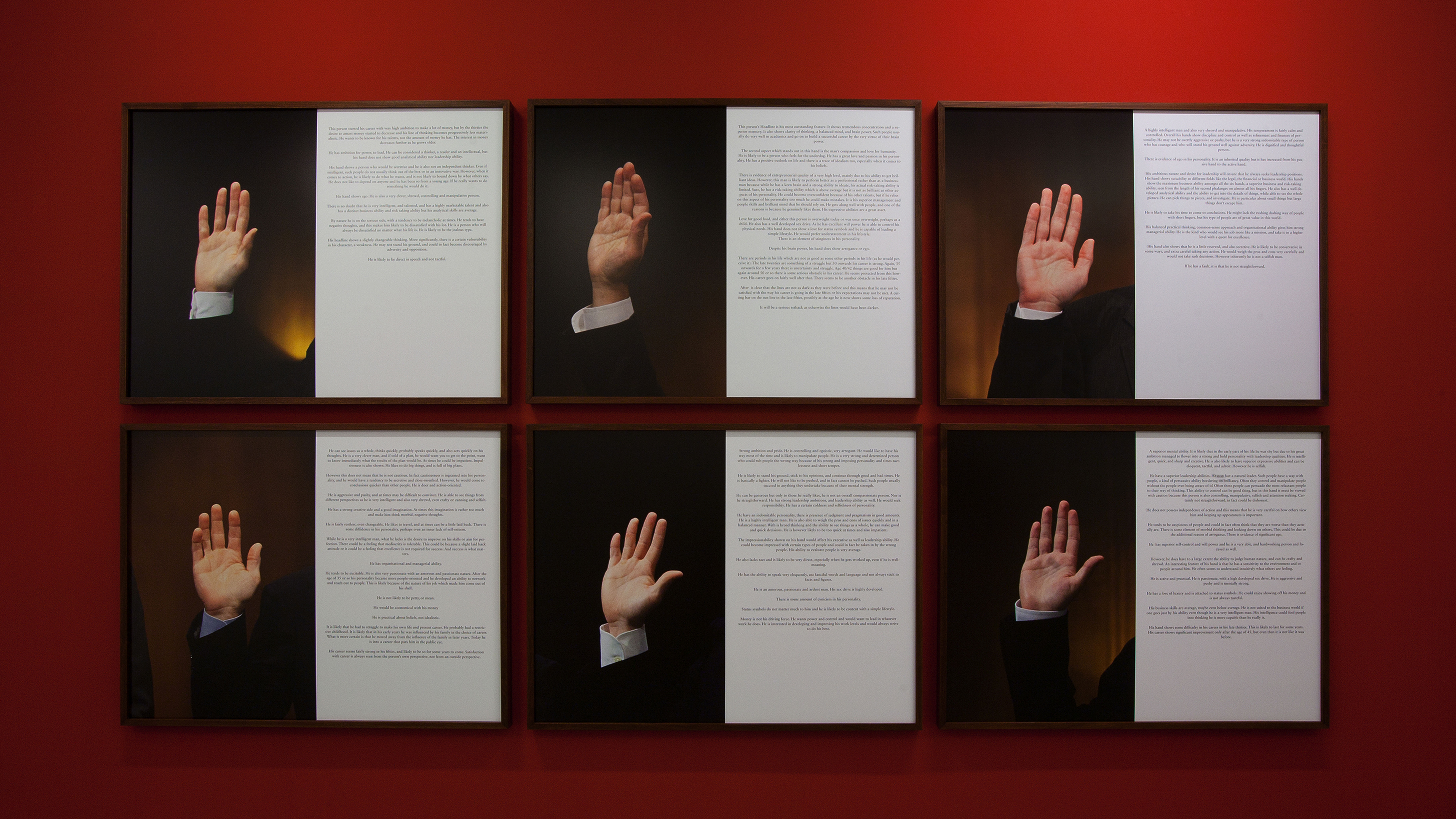 Danilo Correale, the visible hand, 2011/2012 (Courtesy of Galleria Raucci/Santamaria, Naples)